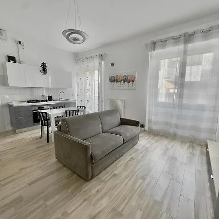 Apartmán Centralissimo Sul Mare - 2 E 2 Bagni - 6 Posti Letto *