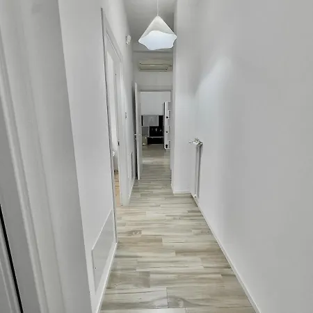 Apartment Centralissimo Sul Mare - 2 E 2 Bagni - 6 Posti Letto *