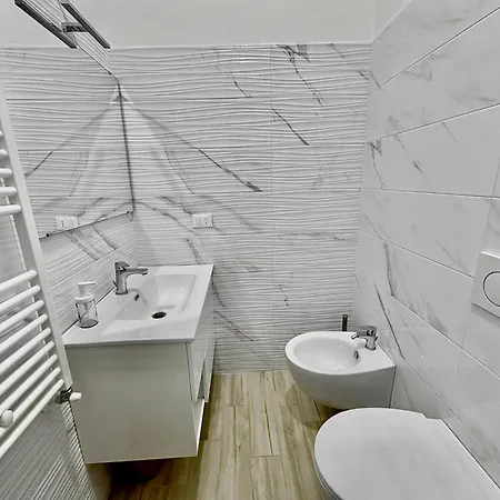 Lägenhet Centralissimo Sul Mare - 2 E 2 Bagni - 6 Posti Letto *