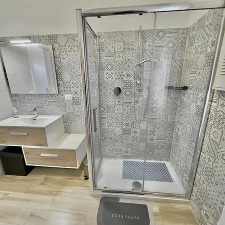 Centralissimo Sul Mare - 2 E 2 Bagni - 6 Posti Letto Appartamento Pescara