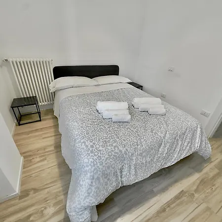 Lägenhet Centralissimo Sul Mare - 2 E 2 Bagni - 6 Posti Letto Pescara