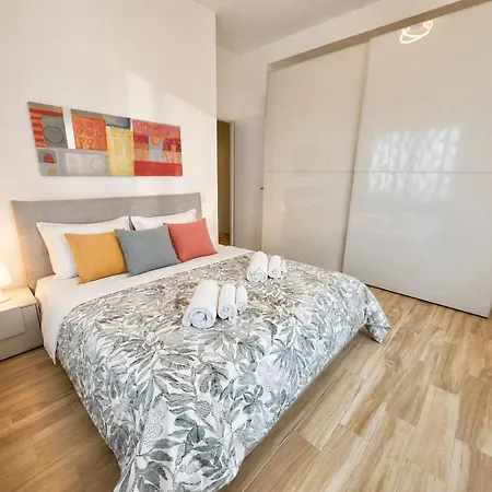 Centralissimo Sul Mare - 2 E 2 Bagni - 6 Posti Letto Lägenhet