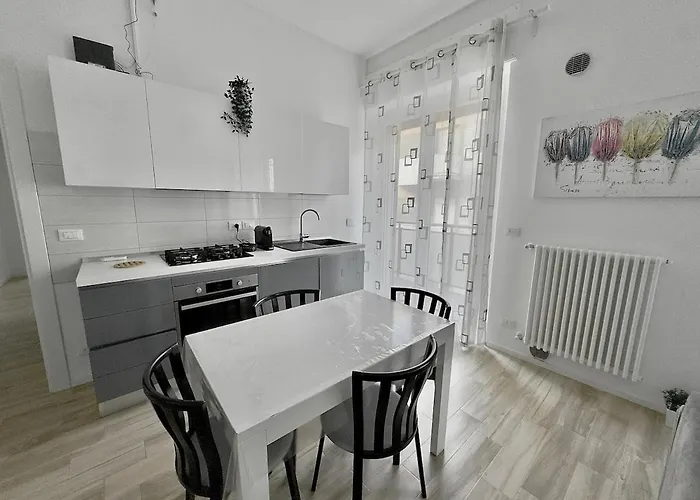 Centralissimo Sul Mare - 2 E 2 Bagni - 6 Posti Letto Pescara