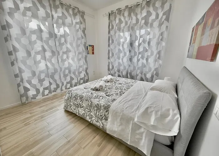 Centralissimo Sul Mare - 2 E 2 Bagni - 6 Posti Letto Pescara